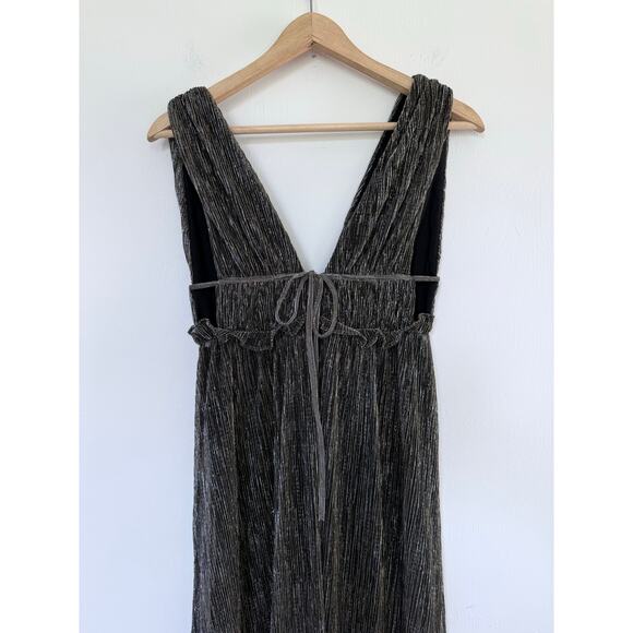 LULU'S Spotlight on You gold black long high slit sleeveless sexy maxi dress - Picture 8 of 11